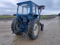 Ford 5000 Select O Speed med frontlæsser - Traktorer - Traktorer 2 wd - 2