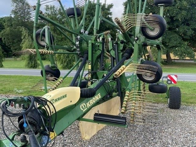 KRONE Swadro TC 880