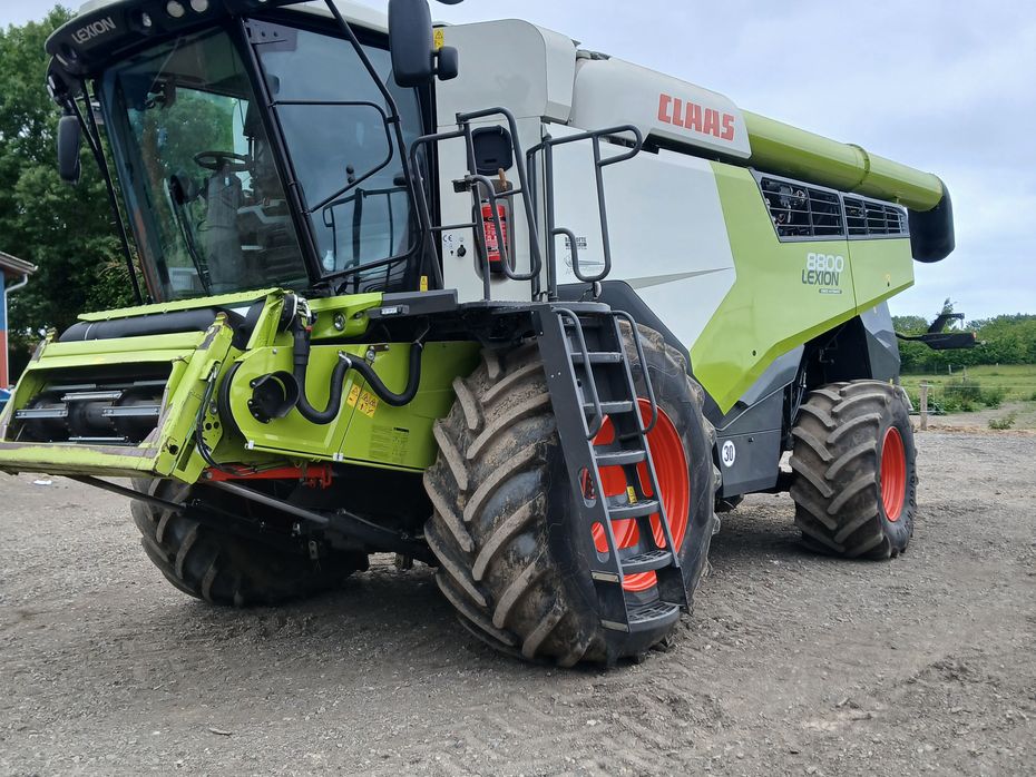 CLAAS Lexion 8800 - Høstmaskiner - Mejetærskere - 4