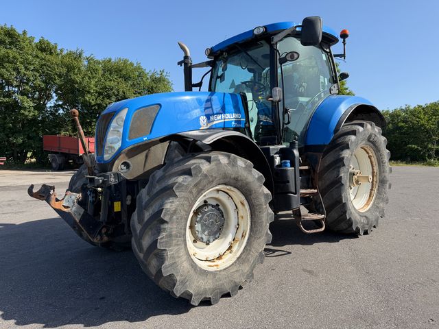 New Holland T7.220