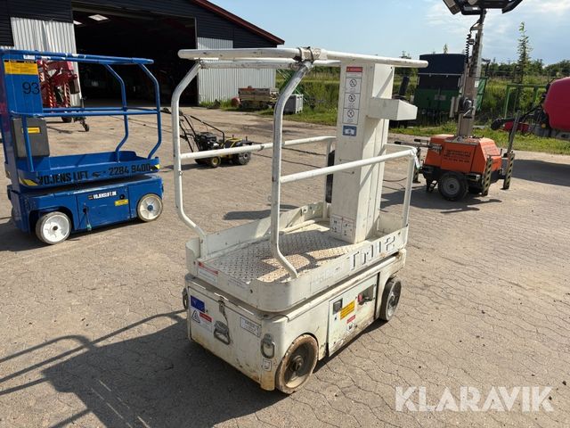 Upright TM12