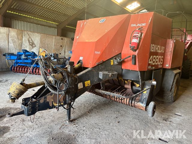 New Holland 4880 S