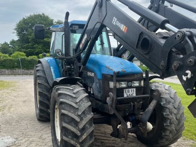 New Holland 8360