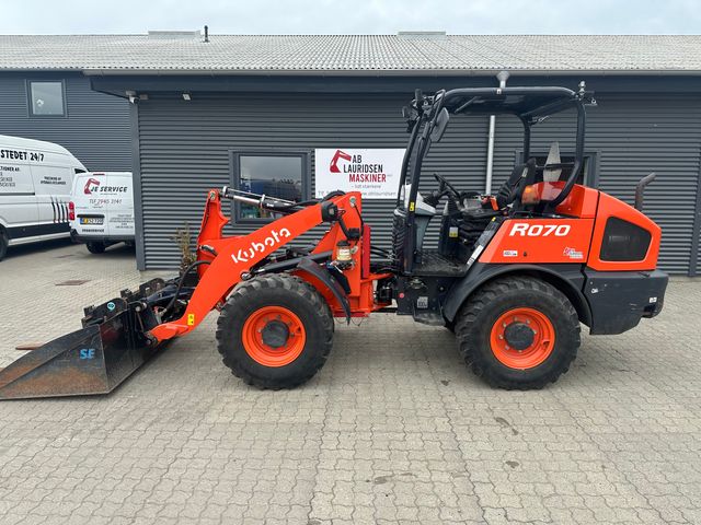 Kubota R070