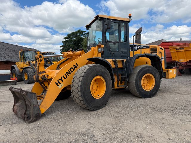 Hyundai HL757-9A XTD