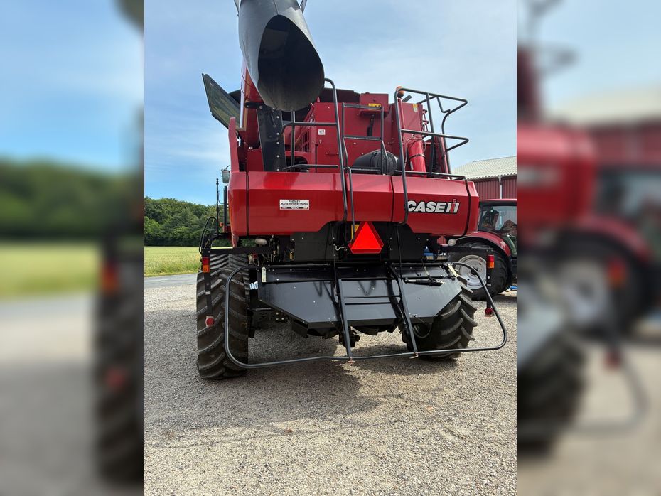 Case IH Axial Flow 6088 Kun 1110 Timer - Høstmaskiner - Mejetærskere - 4