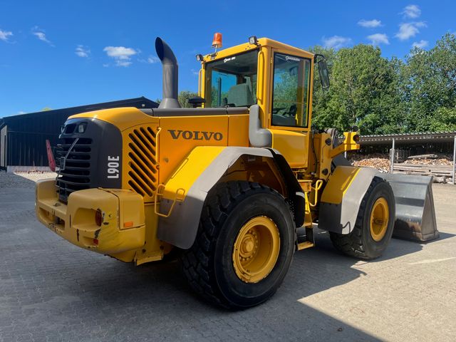 Volvo L90E