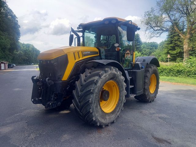 JCB Fastrac 4220
