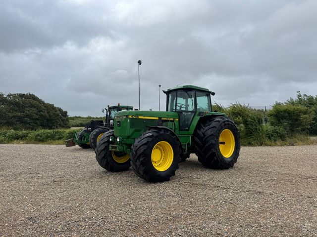 John Deere 4755