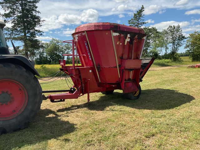 JF Feeder vm 11