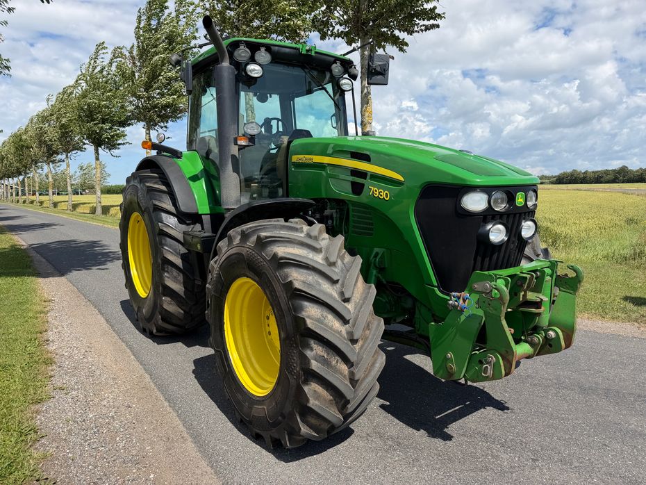 John Deere 7930 AutoTrac Ready, TLS, Frontlift - Traktorer - Traktorer 4 wd - 3