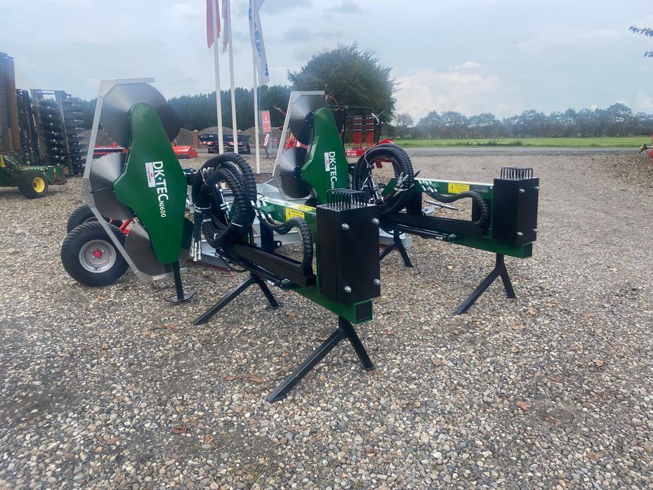 DK-TEC SPNJ-600 - Diverse maskiner & tilbehør - Hegnsklippere - 1