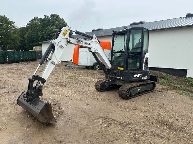Bobcat E27