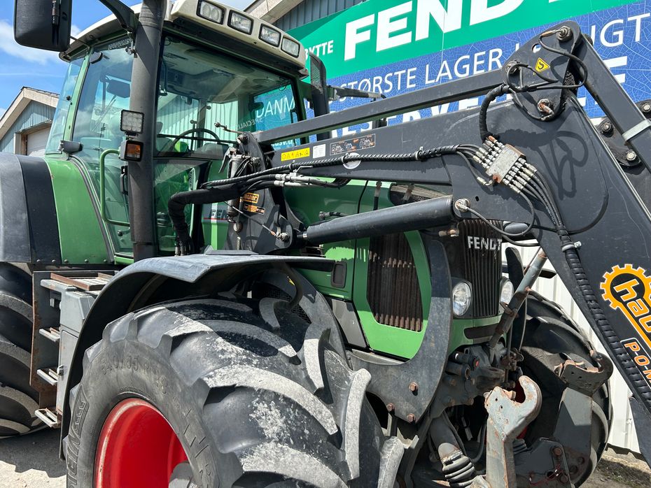 Fendt 716 VARIO TMS  Med Hauer Frontlæsser - Traktorer - Traktorer 4 wd - 5