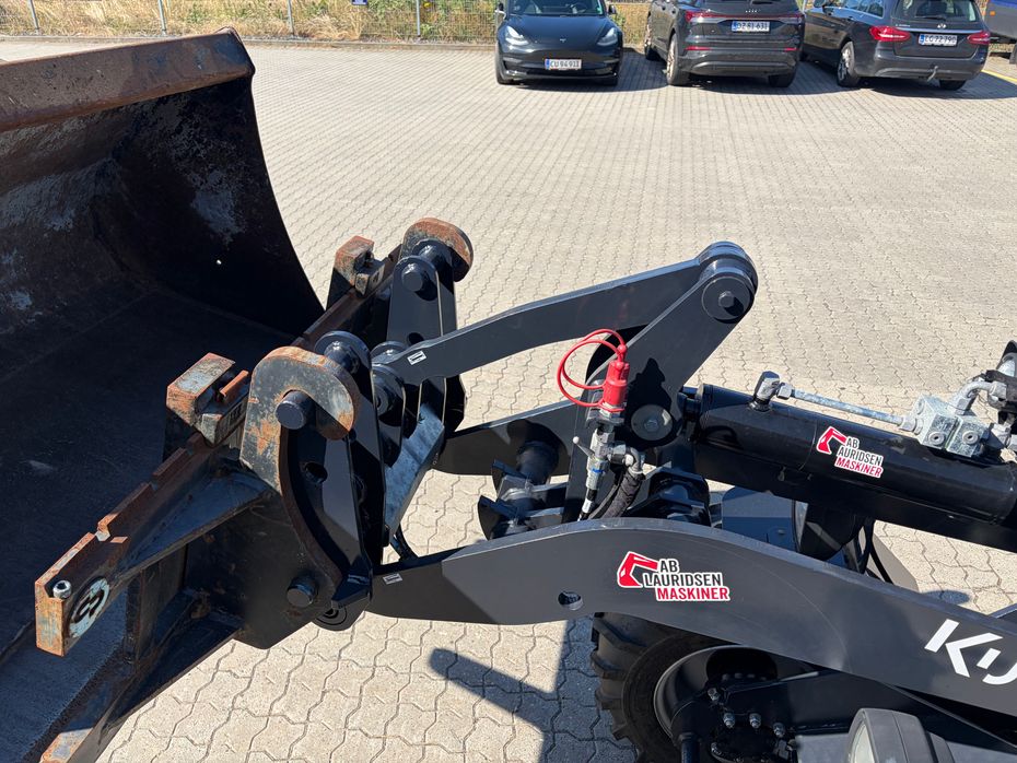 Kubota RT160-2 med skovl og pallegafler - Læssemaskiner - Minilæssere - 8