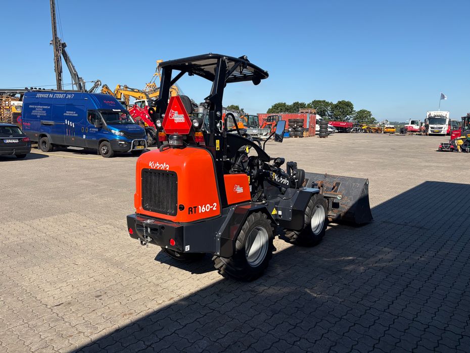 Kubota RT160-2 med skovl og pallegafler - Læssemaskiner - Minilæssere - 4