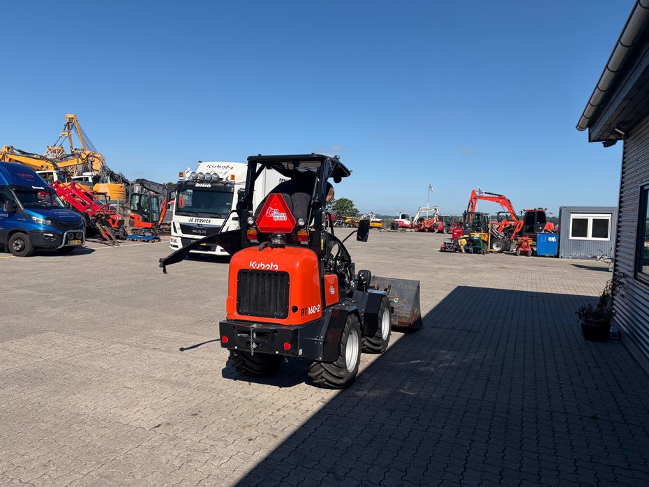 Kubota RT160-2 med skovl og pallegafler - Læssemaskiner - Minilæssere - 7