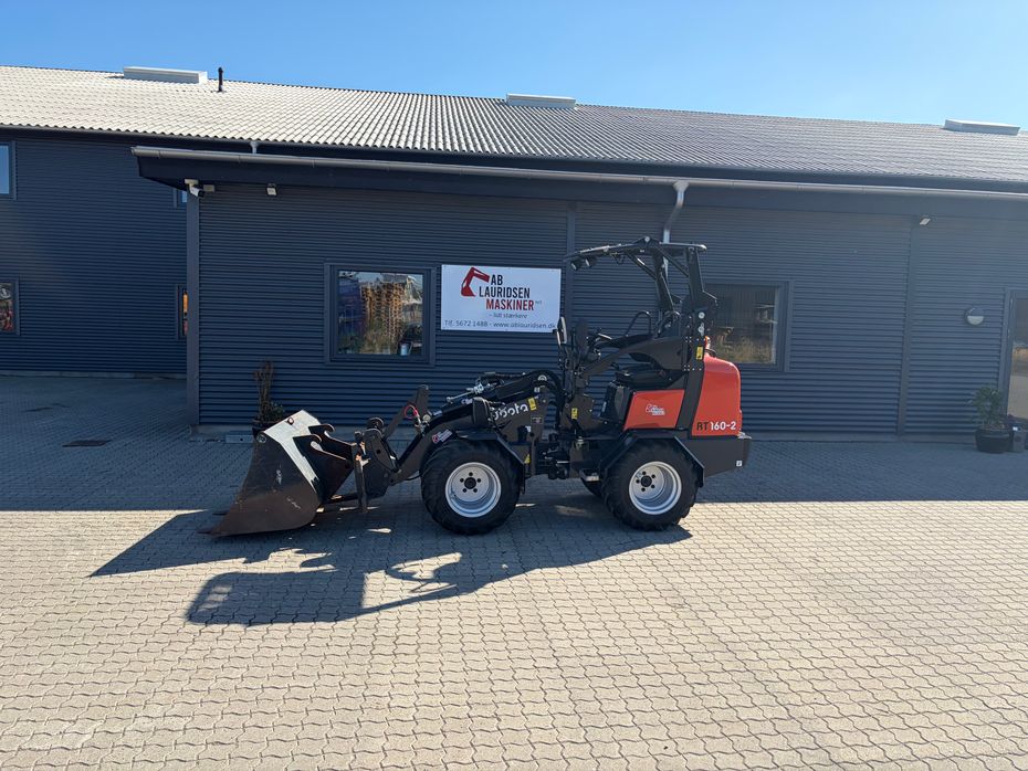 Kubota RT160-2 med skovl og pallegafler - Læssemaskiner - Minilæssere - 1