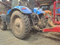 New Holland T7.270 AutoCommand - Traktorer - Traktorer 4 wd - 2