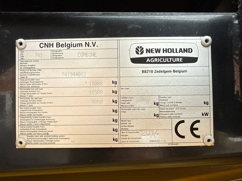 New Holland CR9080 SLH Elevation + 35” VarioFeed HD - Høstmaskiner - Mejetærskere - 19