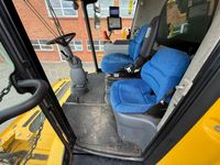 New Holland CR9080 SLH Elevation + 35” VarioFeed HD - Høstmaskiner - Mejetærskere - 15