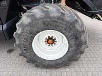 New Holland CR9080 SLH Elevation + 35” VarioFeed HD - Høstmaskiner - Mejetærskere - 8