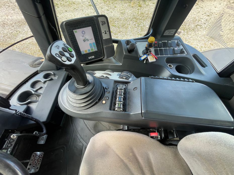 JCB Fastrac 3200 Xtra - Traktorer - Traktorer 4 wd - 10