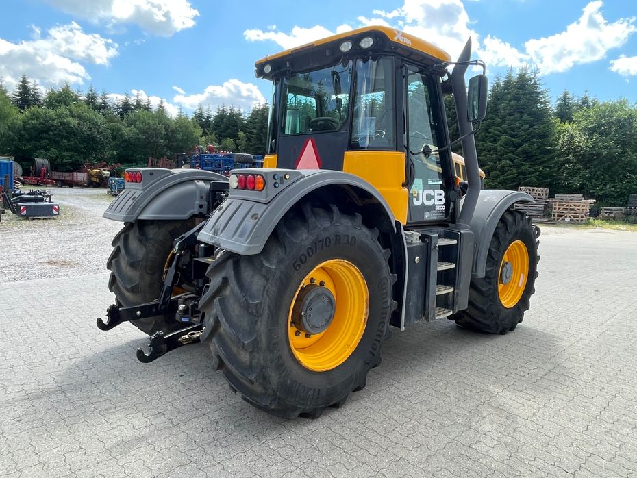 JCB Fastrac 3200 Xtra - Traktorer - Traktorer 4 wd - 6