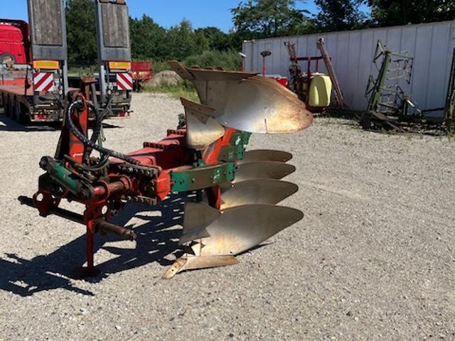 Kverneland model f