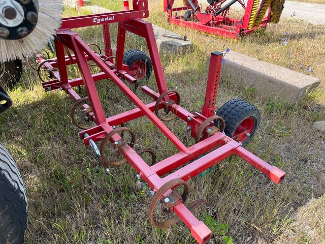 Egedal Radrenser liftmonteret 250 cm. arbejdsbredde.