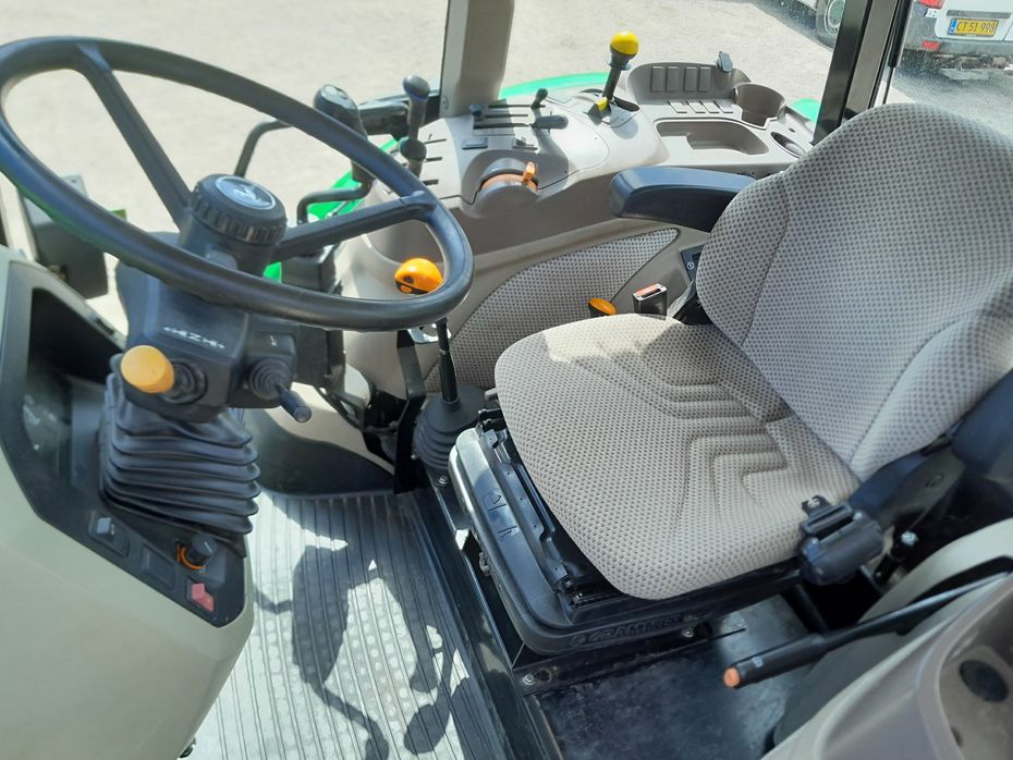 John Deere 5085M M5085 - Traktorer - Traktorer 4 wd - 9