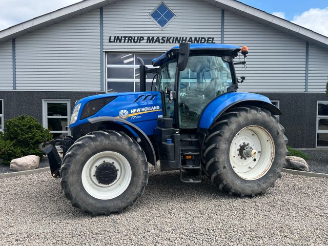 New Holland T7.230 PC