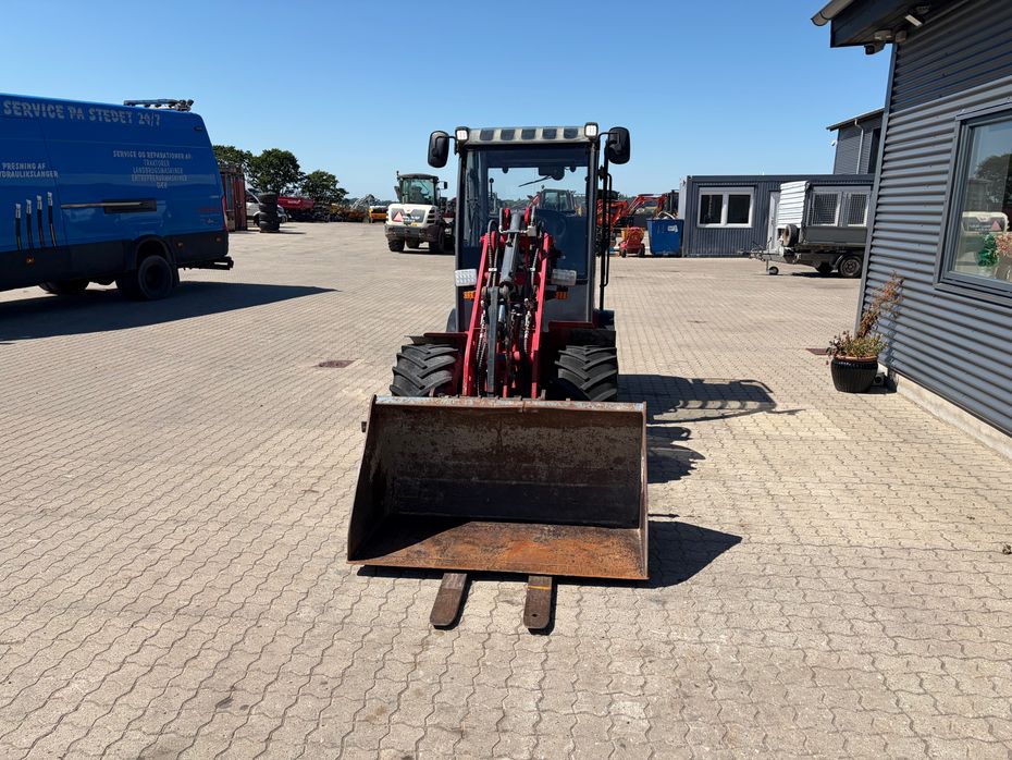 VM Loader 1036LXC m/lukket kabine - Læssemaskiner - Minilæssere - 3