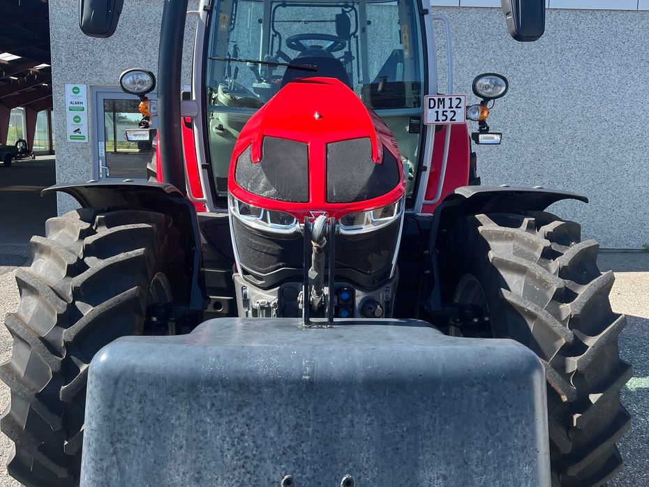 Massey Ferguson 5S145 Efficient - Traktorer - Traktorer 4 wd - 2
