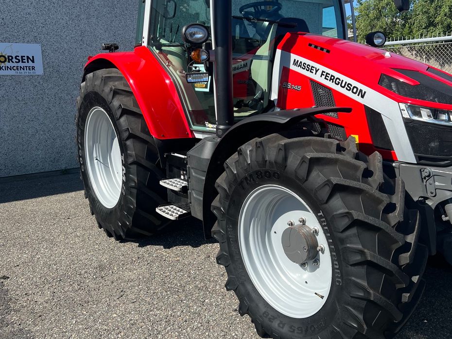 Massey Ferguson 5S145 Efficient - Traktorer - Traktorer 4 wd - 3