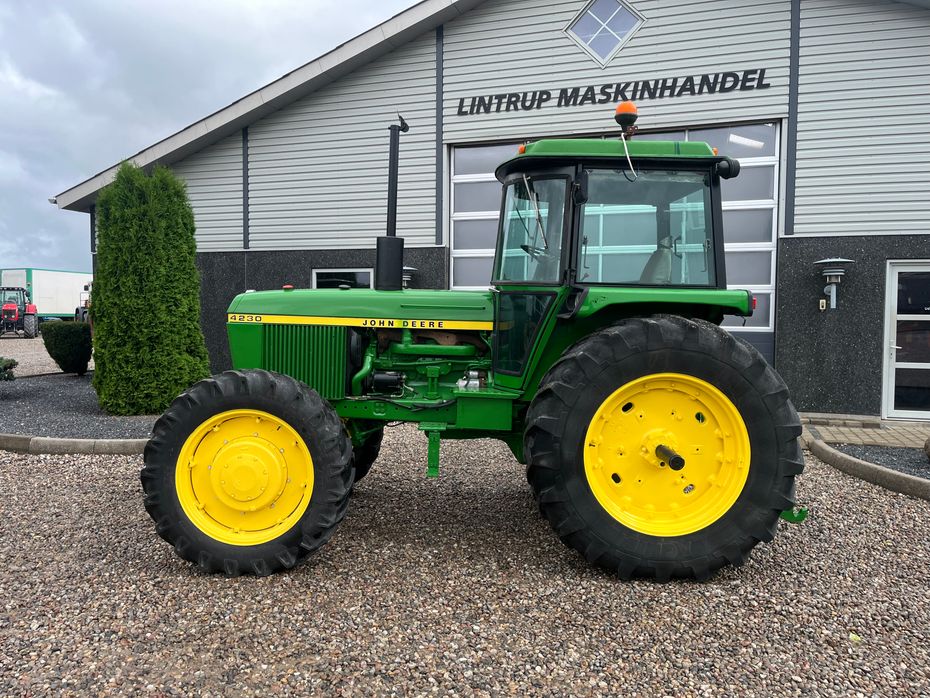 John Deere 4230 Z-gear - Traktorer - Traktorer 4 wd - 10