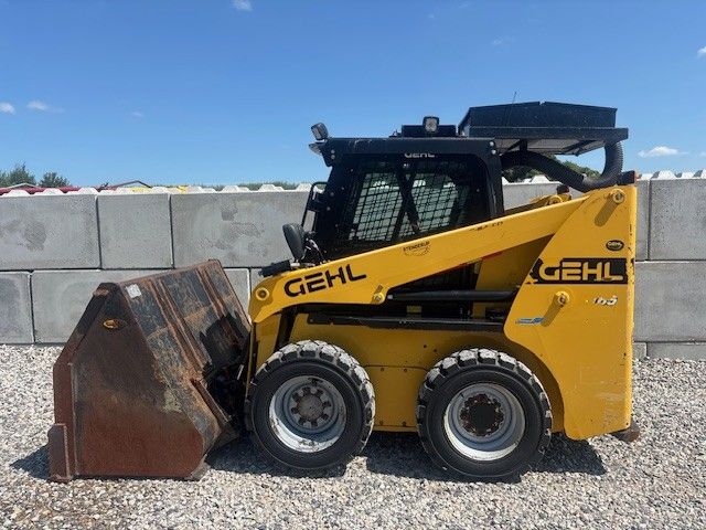 Gehl R165