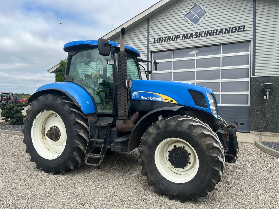 New Holland T7030 SS med frontlift - Traktorer - Traktorer 4 wd - 19