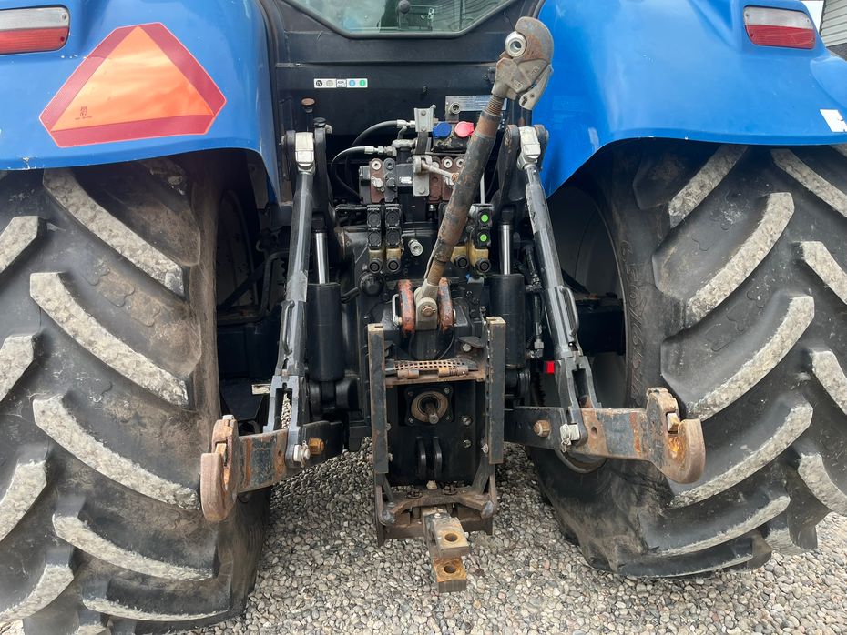 New Holland T7030 SS med frontlift - Traktorer - Traktorer 4 wd - 4