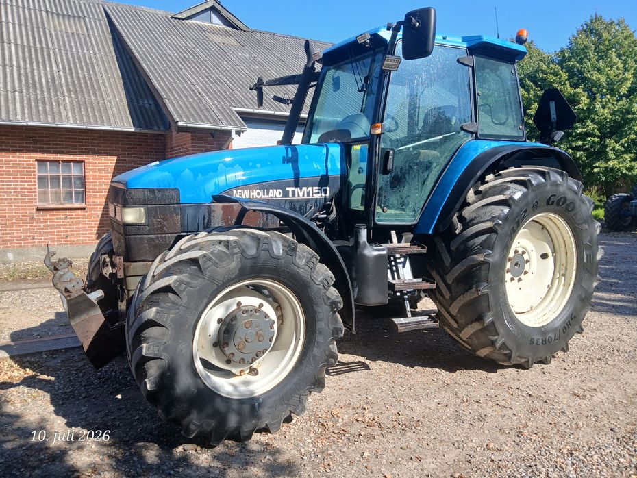 New Holland TM 150 med frontlift og Range Command gearkasse - Traktorer - Traktorer 4 wd - 3