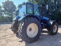 New Holland TM 150 med frontlift og Range Command gearkasse - Traktorer - Traktorer 4 wd - 2