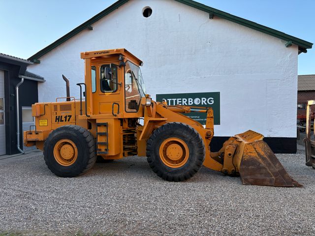 Hyundai HL17
