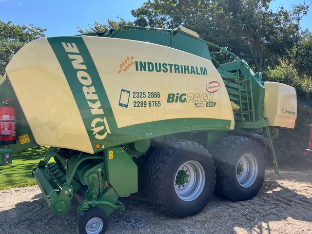KRONE Big Pack 4X4 High Speed