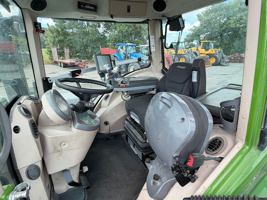 Fendt 828 Vario S4 Profi Plus MED NÆSTEN NYE DÆK OG FRONT PTO! - Traktorer - Traktorer 4 wd - 15