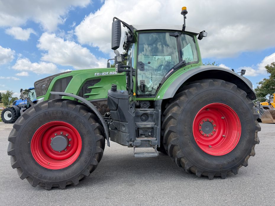 Fendt 828 Vario S4 Profi Plus MED NÆSTEN NYE DÆK OG FRONT PTO! - Traktorer - Traktorer 4 wd - 3