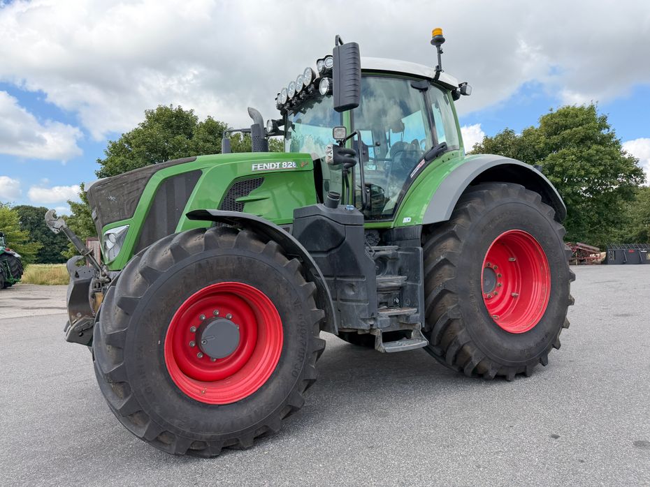 Fendt 828 Vario S4 Profi Plus MED NÆSTEN NYE DÆK OG FRONT PTO! - Traktorer - Traktorer 4 wd - 2