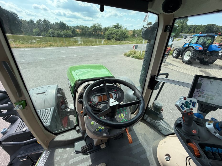 Fendt 828 Vario S4 Profi Plus MED NÆSTEN NYE DÆK OG FRONT PTO! - Traktorer - Traktorer 4 wd - 17