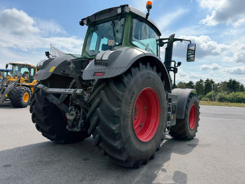 Fendt 828 Vario S4 Profi Plus MED NÆSTEN NYE DÆK OG FRONT PTO! - Traktorer - Traktorer 4 wd - 11