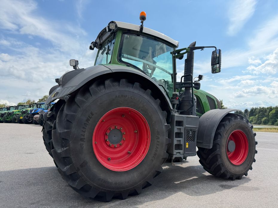 Fendt 828 Vario S4 Profi Plus MED NÆSTEN NYE DÆK OG FRONT PTO! - Traktorer - Traktorer 4 wd - 10