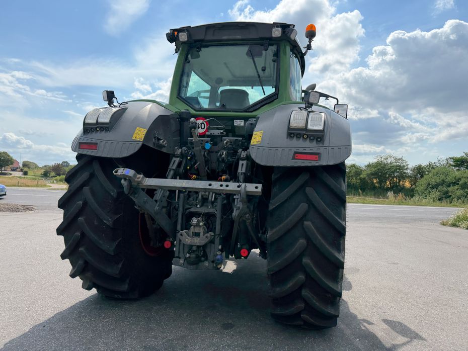 Fendt 828 Vario S4 Profi Plus MED NÆSTEN NYE DÆK OG FRONT PTO! - Traktorer - Traktorer 4 wd - 12
